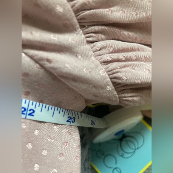 CeCe Blouse - NWT - Ruffle Sleeves - XL - Picture 12 of 16